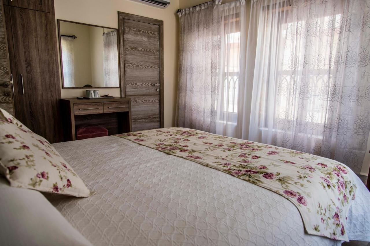 Asamina Boutique Hotel ไทร์ ภายนอก รูปภาพ